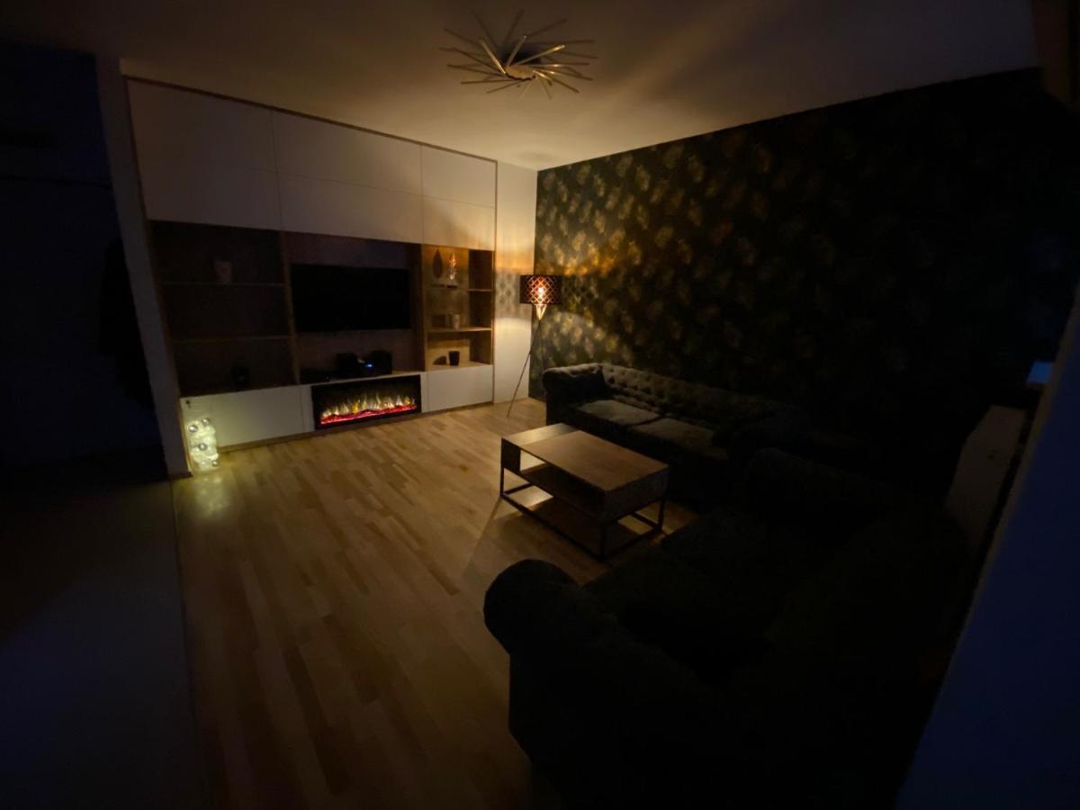 Secret Apartments Chelmska 55M2 Varsóvia Exterior foto